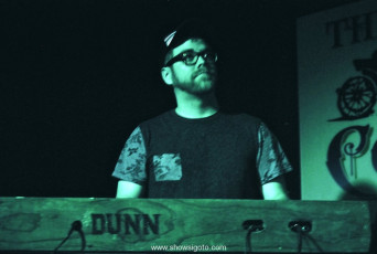 Mike Dunn & The Company | Live Concert Photos | April 11 2015 | Will's Pub Orlando