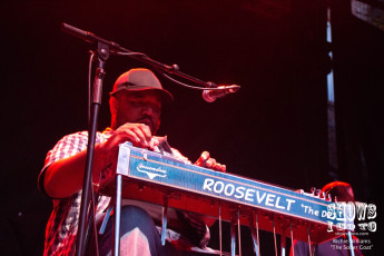 Roosevelt Collier w/ Electric Kif