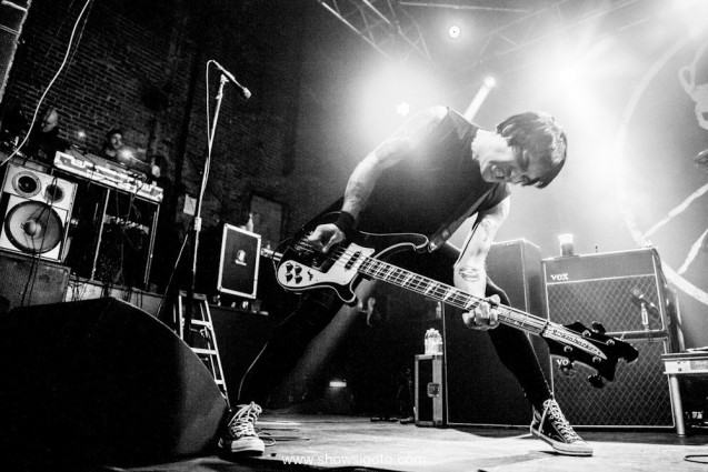 against me live review and concert photo