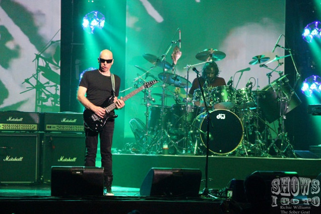 Joe Satriani Live Review 