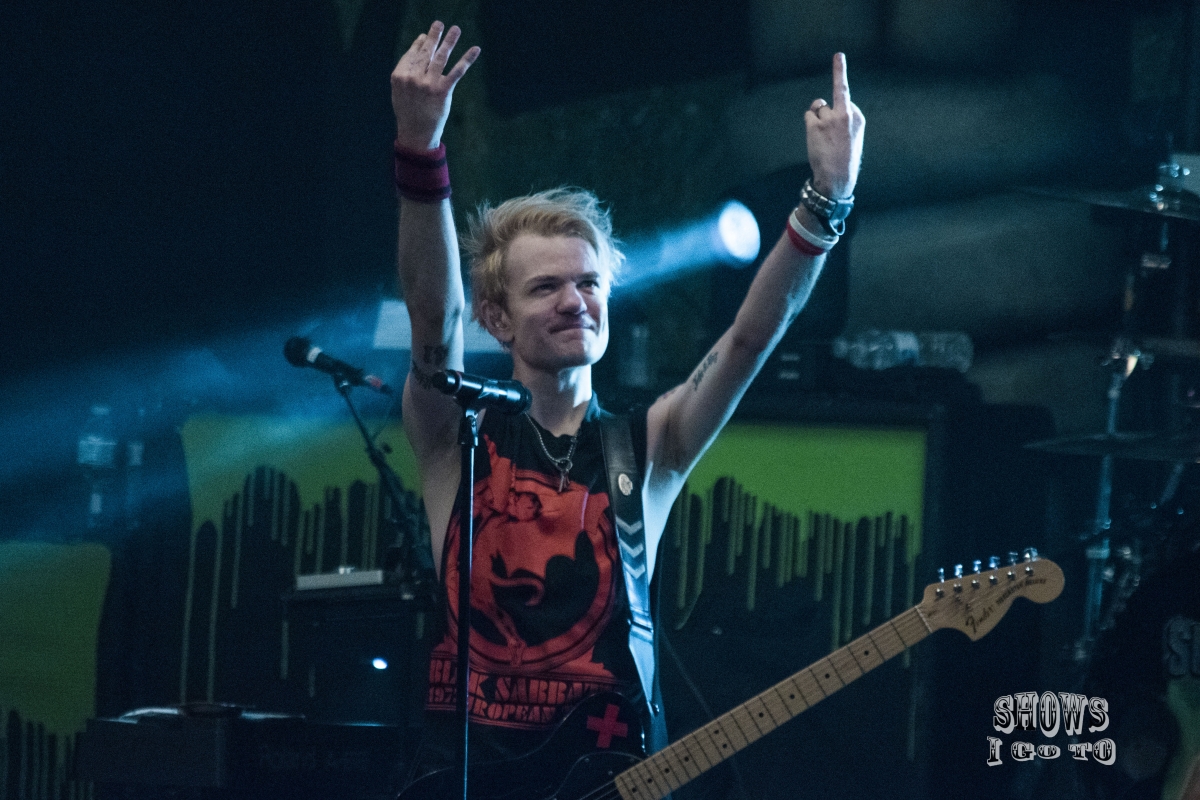 Sum 41 Live Review and Photos 