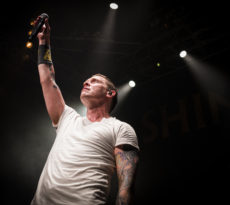 Shinedown Live Review & Photos 3
