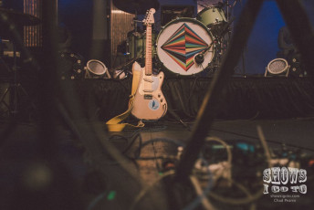 STRFKR and Com Truise