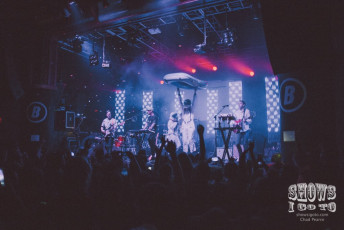 STRFKR and Com Truise