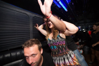 SiGt Party Bus-101