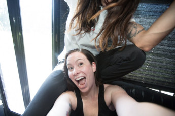 SiGt Party Bus-33