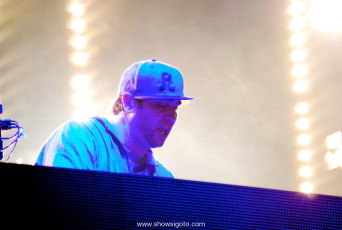 Pretty Lights | Live Concert Photos | May 8 2015 | Big Guava Music Fest Tampa