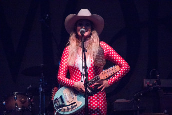 Elizabeth Cook Live Concert Photos 2022