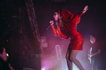 CHVRCHES Live Concert Photos 2022