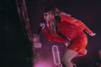CHVRCHES Live Concert Photos 2022