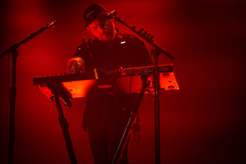 CHVRCHES Live Concert Photos 2022