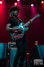 Donavon Frankenreiter Live Review & Concert Photos | The Plaza Live, Orlando | August 28, 2015