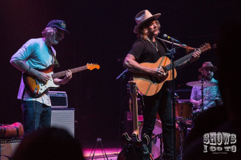 Donavon Frankenreiter and Cody Simpson Live Review & Concert Photos | The Plaza Live, Orlando | August 28, 2015