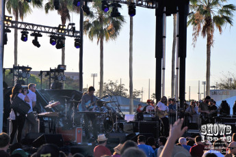 Moon Taxi