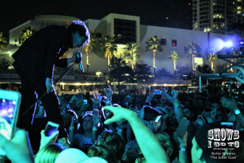 Cage the Elephant