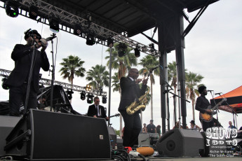 Karl Denson's Tiny Universe