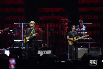 Hall & Oates with Train