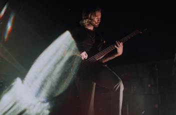 Heavy Monday — Little Vicious