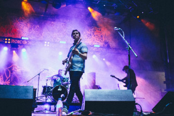 IIIPOINTS_2015_6782_SURFERBLOOD