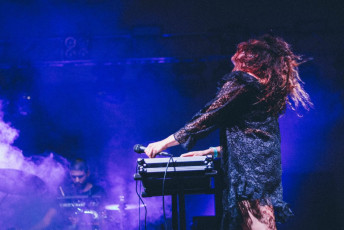 IIIPOINTS_2015_7728_EMPRESSOF