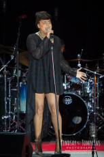 Marsha Ambrosius with John Legend | Live Concert Photos | July 25, 2014 | St. Augustine Amphitheatre