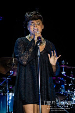 Marsha Ambrosius with John Legend | Live Concert Photos | July 25, 2014 | St. Augustine Amphitheatre
