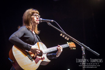 Lisa Loeb | Live Concert Photos | The Plaza Live Orlando | May 9, 2015