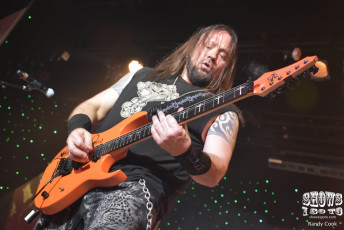 Lillian Axe
