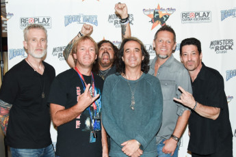 Cold Sweat — Monsters Of Rock Cruise 2020