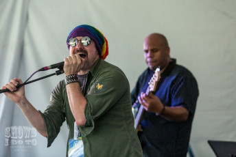 Plane Versus Cult-38