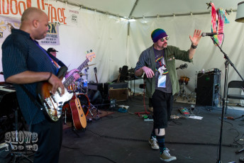 Plane Versus Cult-46