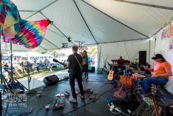 Plane Versus Cult-64