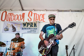 Plane Versus Cult-81