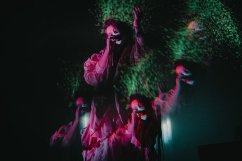 Purity Ring Live Concert Photos 2022