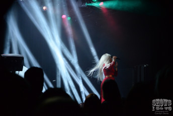 Purity Ring with Guests Sounds of Ceres-purity-ring-ponte-vedra-concert-hall-florida-12-14-17-4797