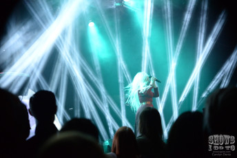 Purity Ring with Guests Sounds of Ceres-purity-ring-ponte-vedra-concert-hall-florida-12-14-17-4801