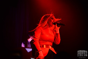 Purity Ring with Guests Sounds of Ceres-purity-ring-ponte-vedra-concert-hall-florida-12-14-17-4941