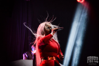 Purity Ring with Guests Sounds of Ceres-purity-ring-ponte-vedra-concert-hall-florida-12-14-17-4960