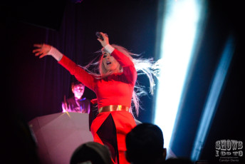 Purity Ring with Guests Sounds of Ceres-purity-ring-ponte-vedra-concert-hall-florida-12-14-17-5025