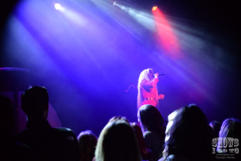 Purity Ring with Guests Sounds of Ceres-purity-ring-ponte-vedra-concert-hall-florida-12-14-17-5375