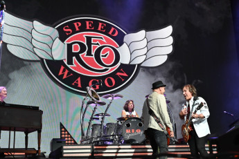 REO Speedwagon • August 20, 2024 • MIDFLORIDA Credit Union Amphitheatre, Tampa, FL