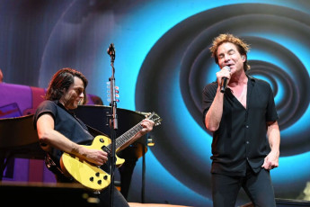 Train • August 20, 2024 • MIDFLORIDA Credit Union Amphitheatre, Tampa, FL