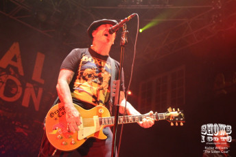 Social Distortion