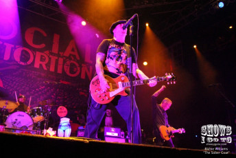 Social Distortion