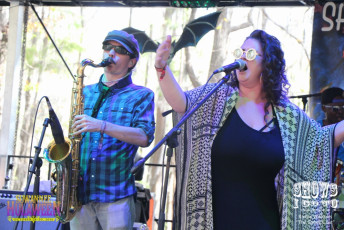 Savi Fernandez Band & Kaleigh Baker & Roosevelt Collier