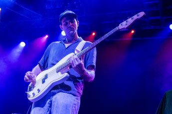 Advertisement Live Concert Photos 2022