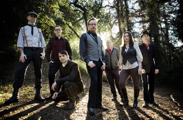 Flogging Molly Preview 2016