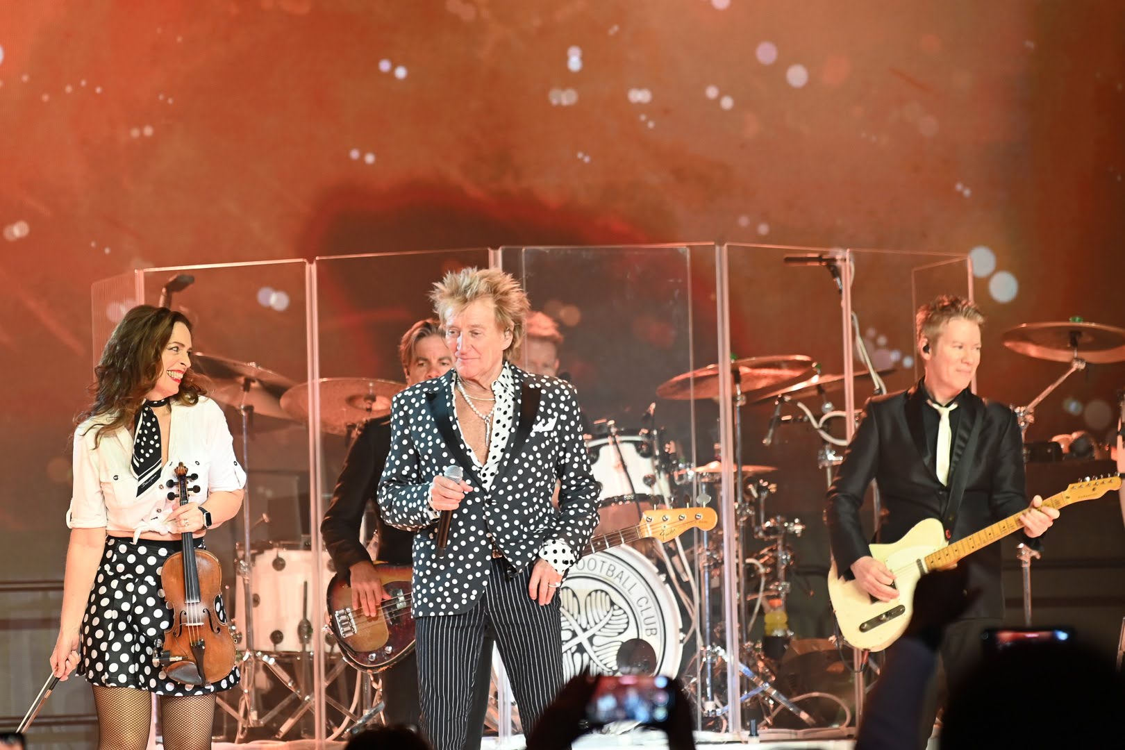 PHOTOS — Rod Stewart 2025 ⋆ Shows I Go To | 🎤 Florida Concerts ...